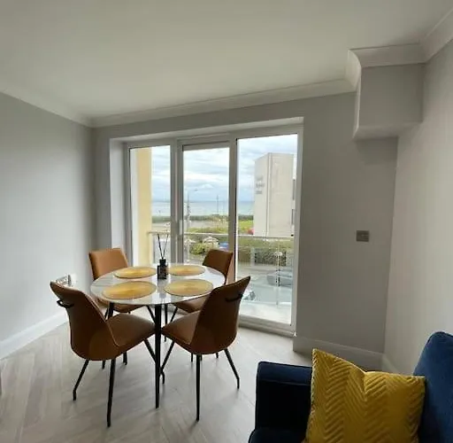 Διαμέρισμα Exquisite Sea View In Salthill, Γκάλγουεϊ