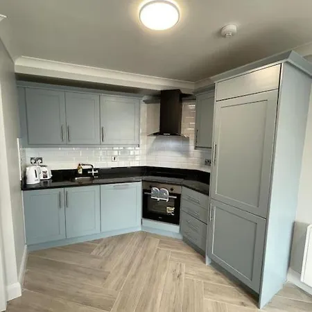 Exquisite Sea View In Salthill, Appartamento Galway